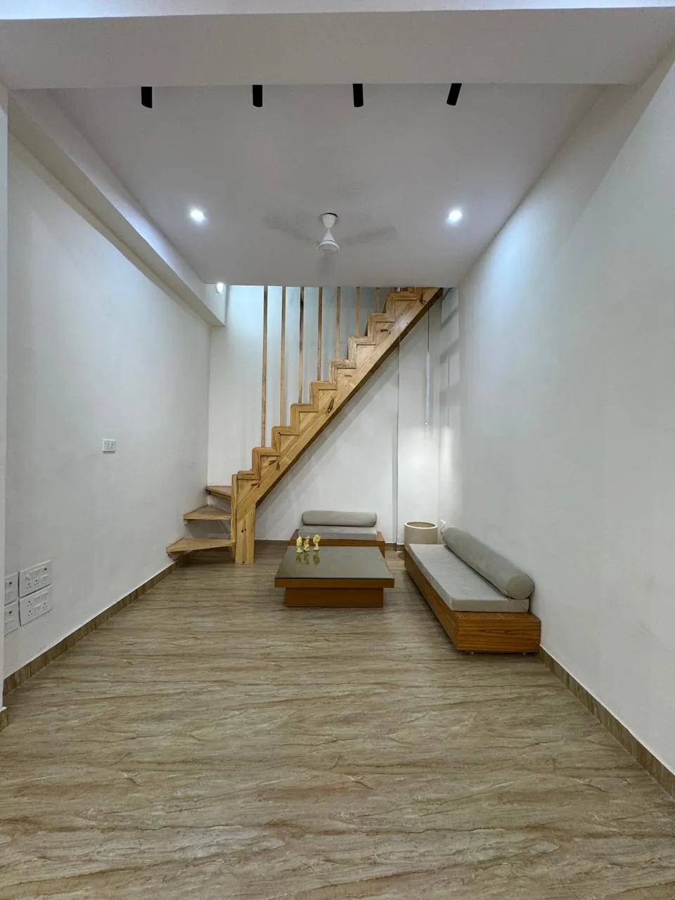 Leadn And Follow Home Page Gallery Image